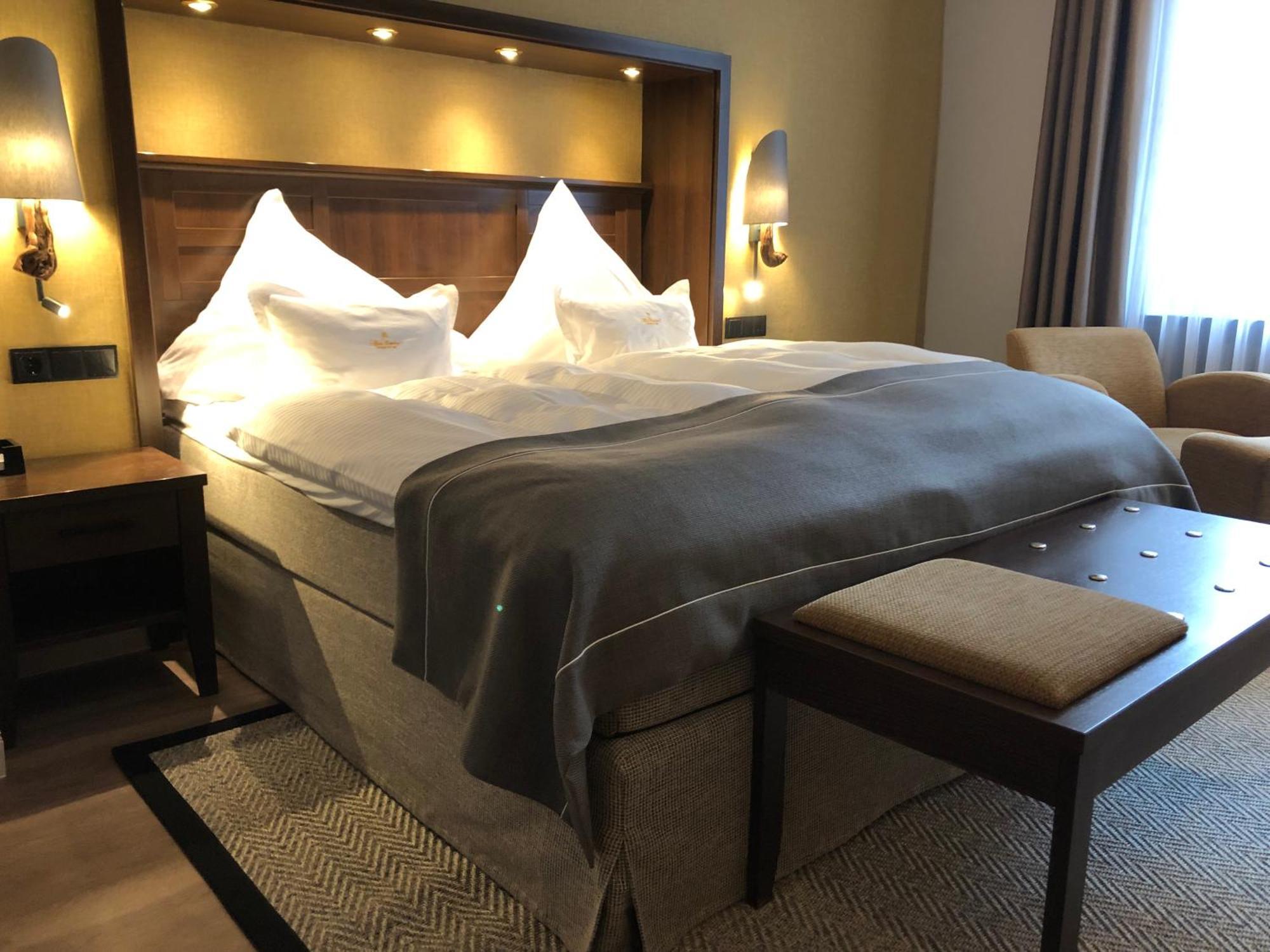 Boutique-Hotel Moseltor Трабен-Трарбах Екстер'єр фото